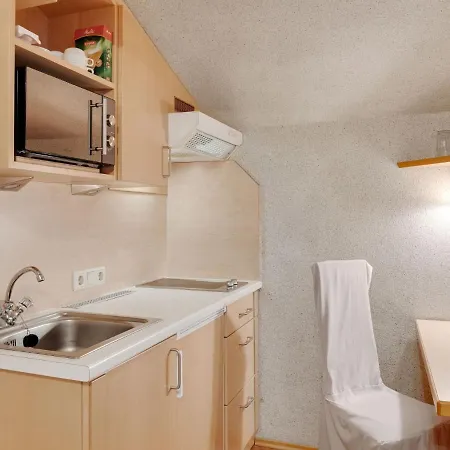Apartment Stylish In Near Ski Area Zell am See